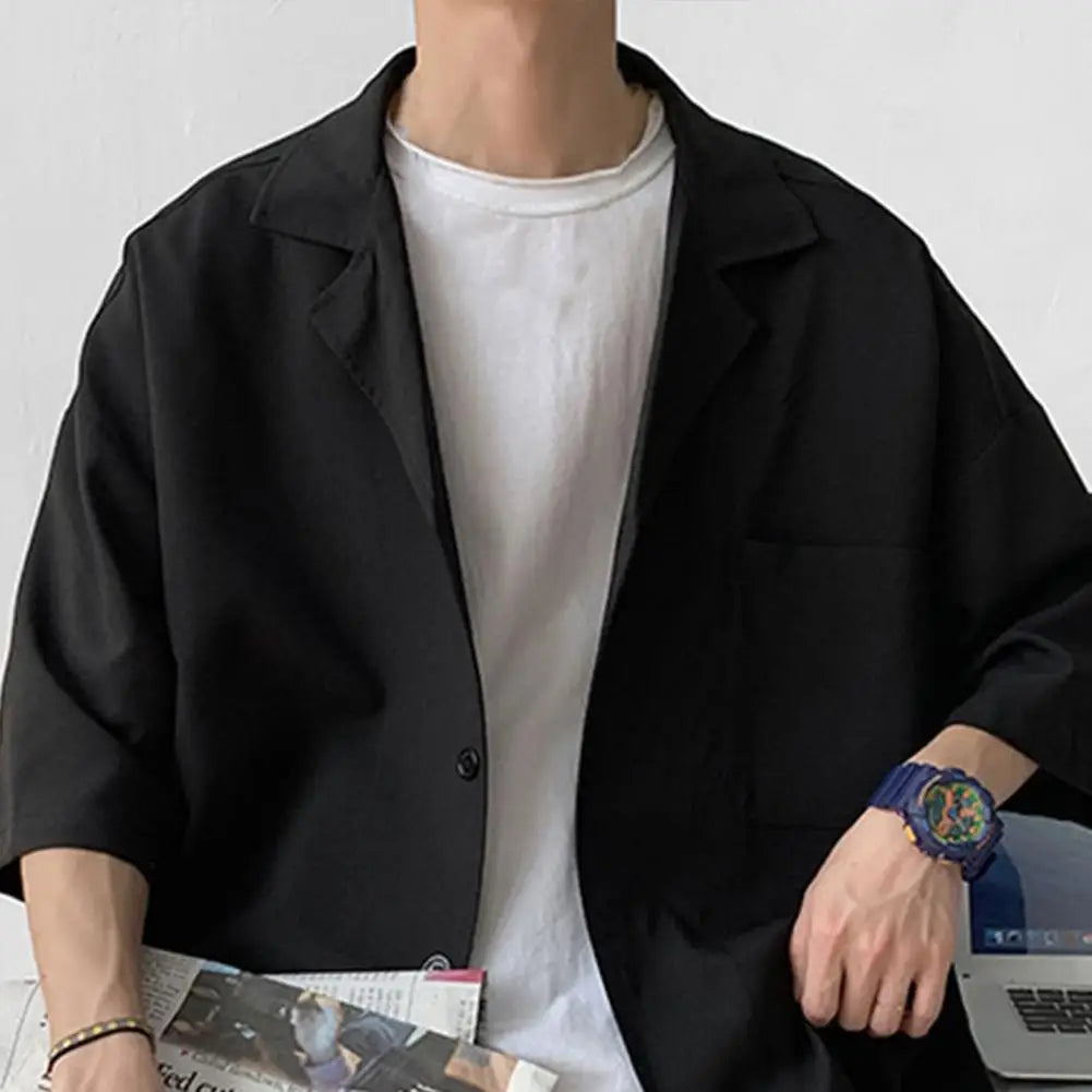 Sports Polyester Shorts for Men – Comfortable & Stylish with Notched Collar