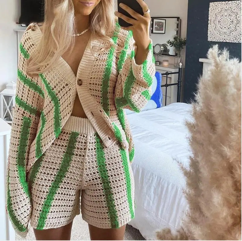 Women’s Striped Two-Piece Set - Chic & Comfortable