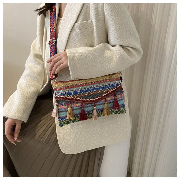 Dawndesslo Soft Pillow Shape Shoulder & Crossbody Bag for Women – Versatile Knitting Design
