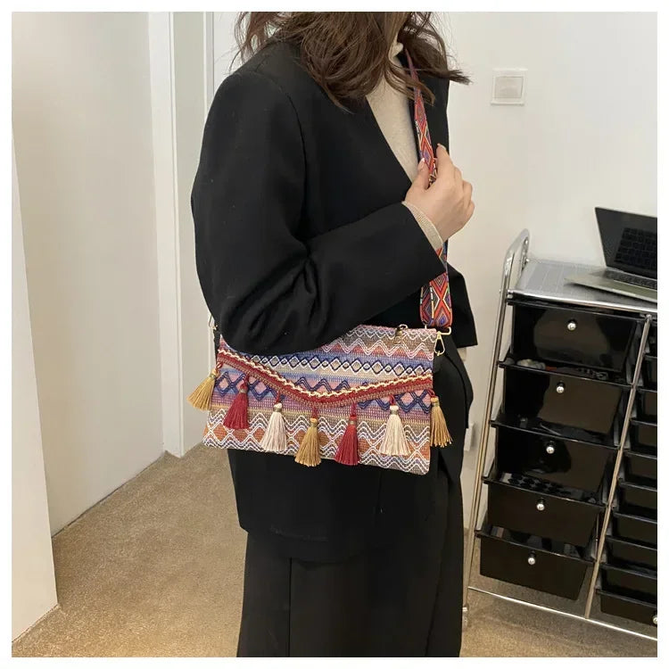 Dawndesslo Soft Pillow Shape Shoulder & Crossbody Bag for Women – Versatile Knitting Design
