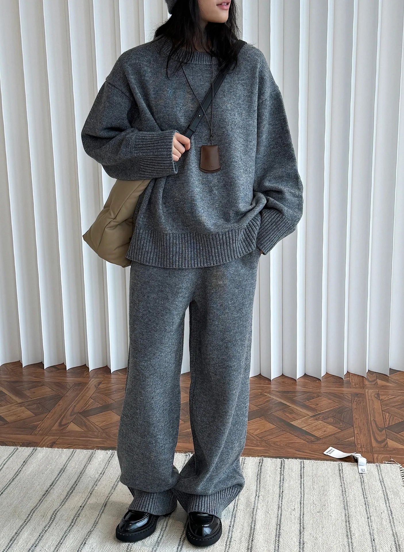 NoEnName_Null Women's Winter Splice Plush Scarf – Stylish & Cozy Casual Accessory