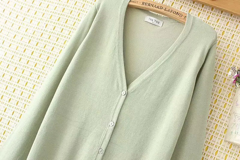 Women’s Slim Fit Single-Breasted V-Neck Casual Cardigan – Autumn/Winterr
