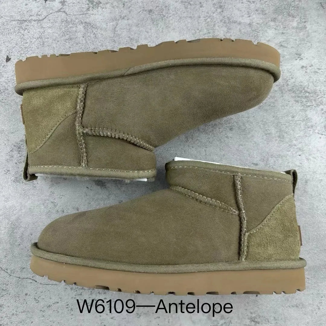Derbies Women's Winter Fur-Lined Home Cotton Shoes - Waterproof Platform, Sheepskin Insole, Solid Color, Comfortable & Cozy