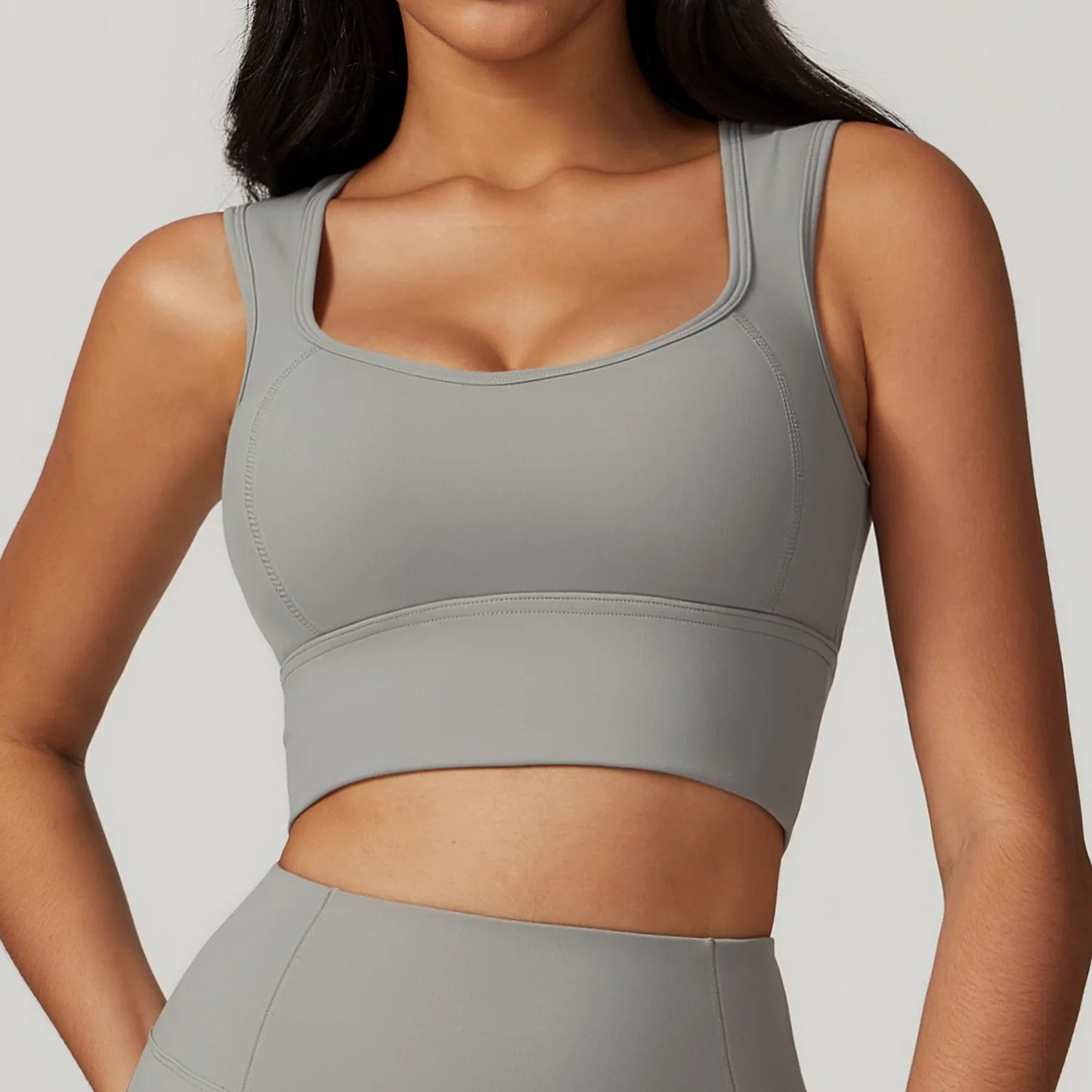 Women’s Quick-Dry Activewear – Performance & Style