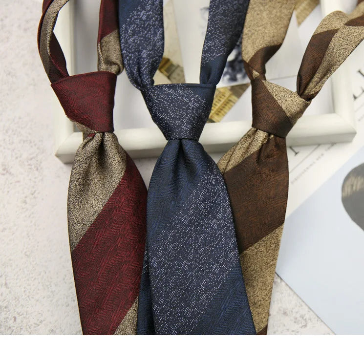Title: Striped Polyester Neck Tie