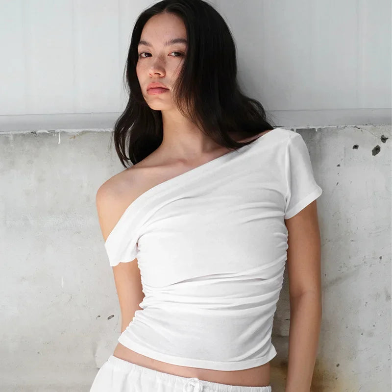 Vamos Todos Y2K Asymmetrical Skew Collar Slim Fit Tee for Women – Streetwear Summer Top