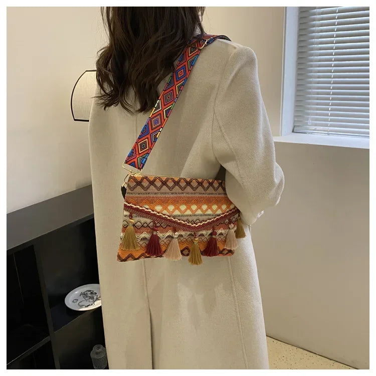 Dawndesslo Soft Pillow Shape Shoulder & Crossbody Bag for Women – Versatile Knitting Design