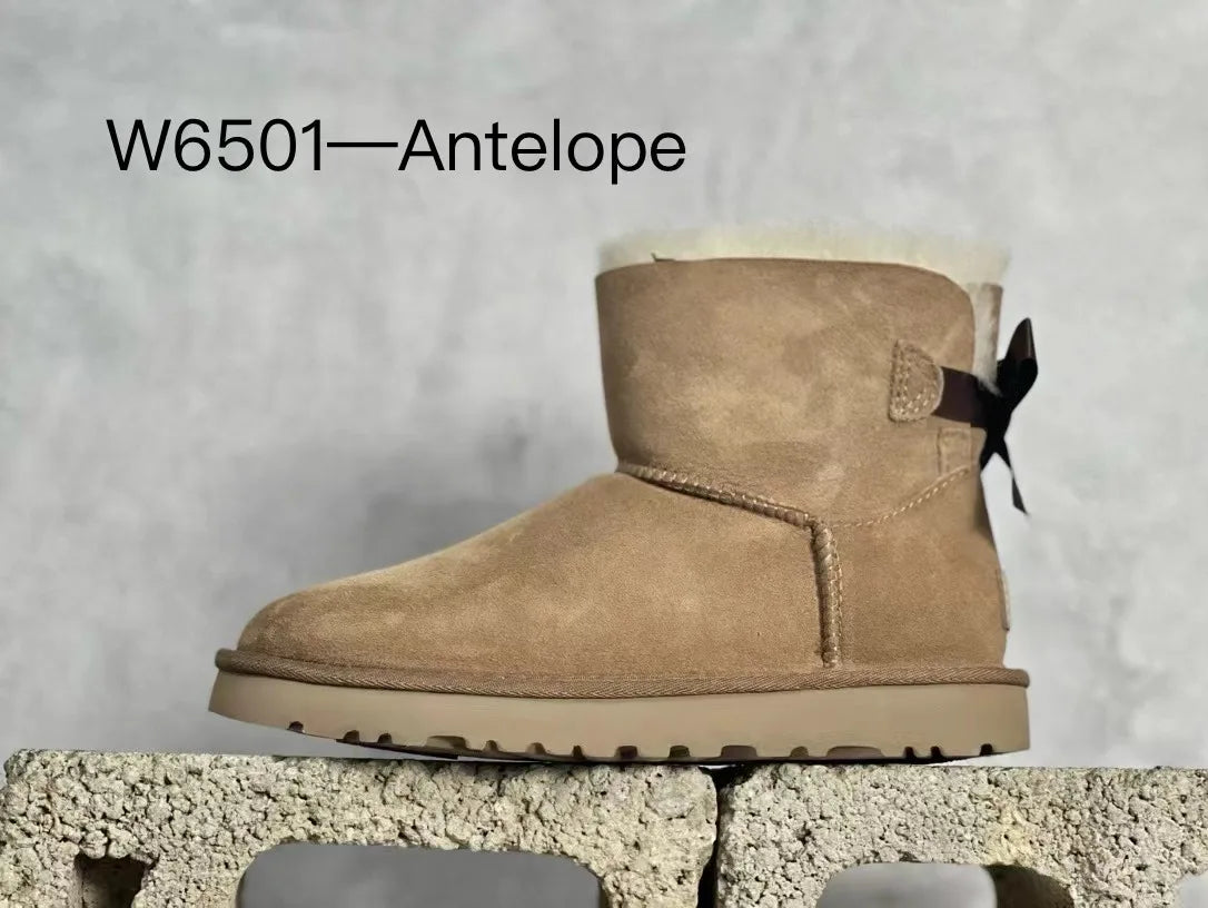 Derbies Women's Winter Fur-Lined Home Cotton Shoes - Waterproof Platform, Sheepskin Insole, Solid Color, Comfortable & Cozy