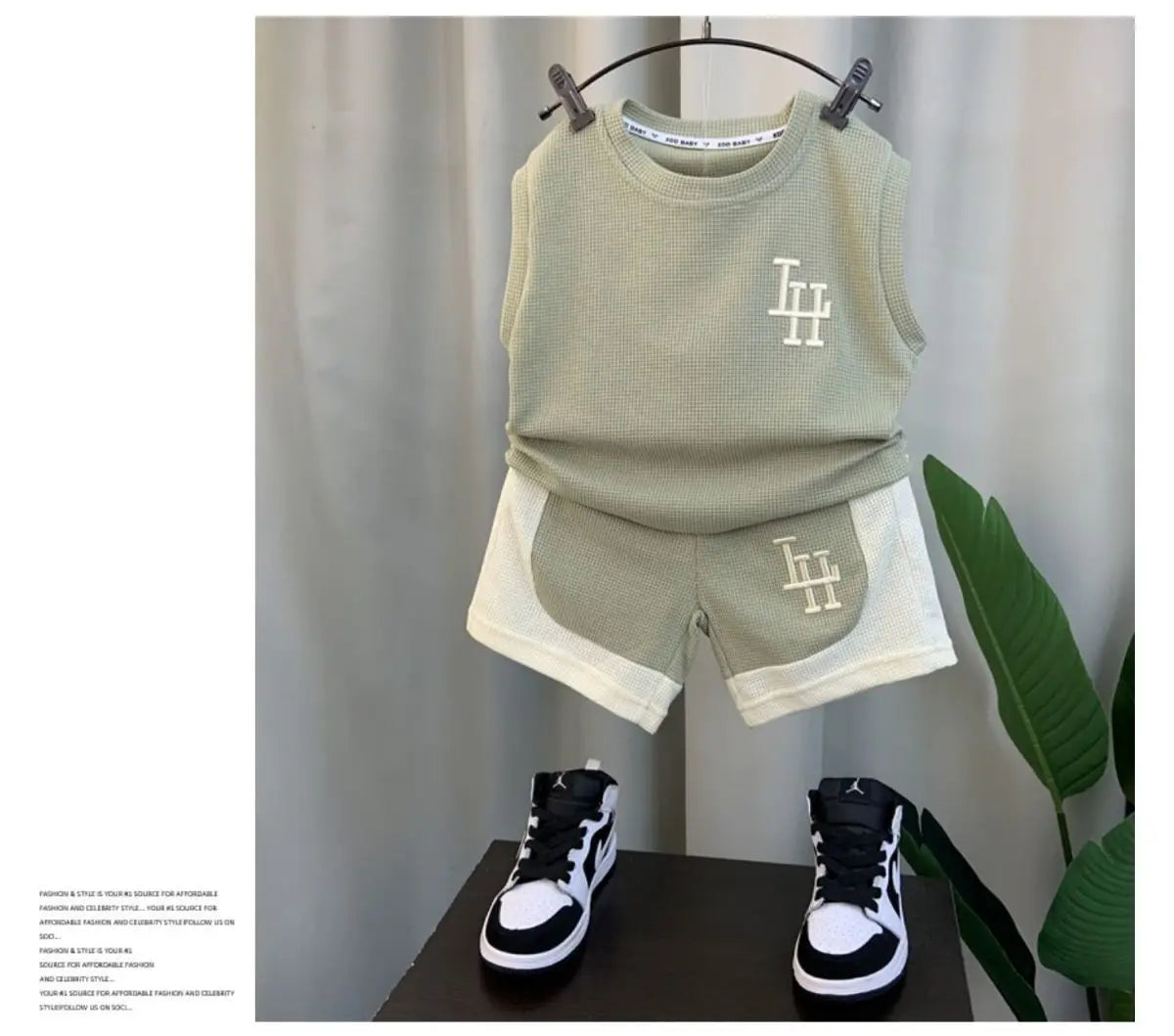 Unisex Kids’ Summer Outfit Set – Sleeveless Letter Print Pullover Top & Shorts (Ages 4–6)