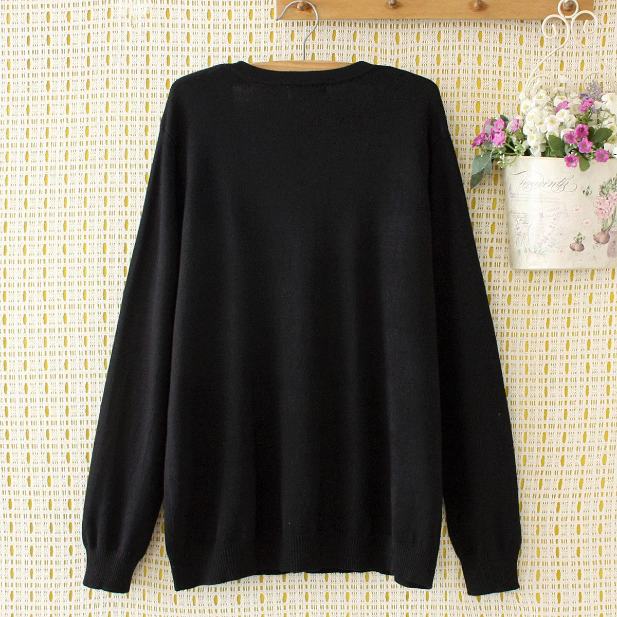 Women’s Slim Fit Single-Breasted V-Neck Casual Cardigan – Autumn/Winterr