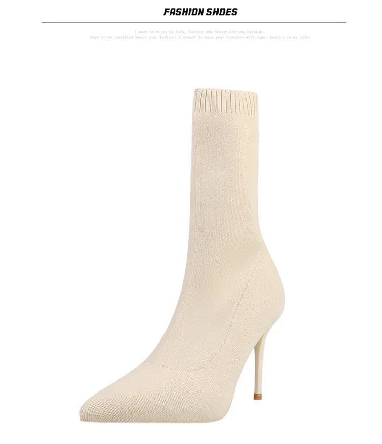 YBQJOO Women's Chelsea Boots – Pointed Toe, Ultra-High Heel, Sexy and Stylish Winter Footwear