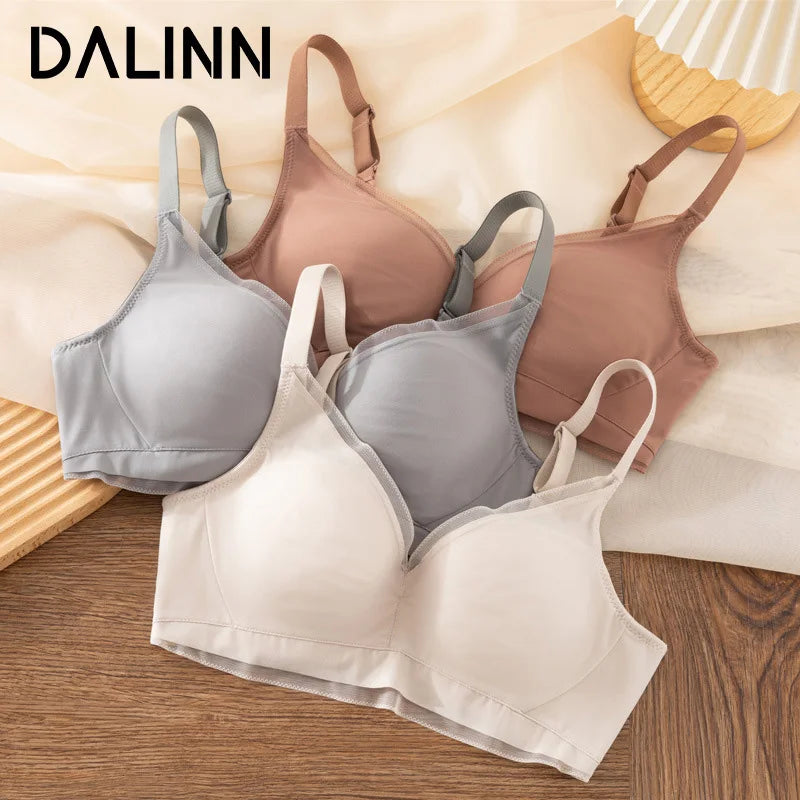 Women’s Soft Push-Up Bra – Comfort & Style