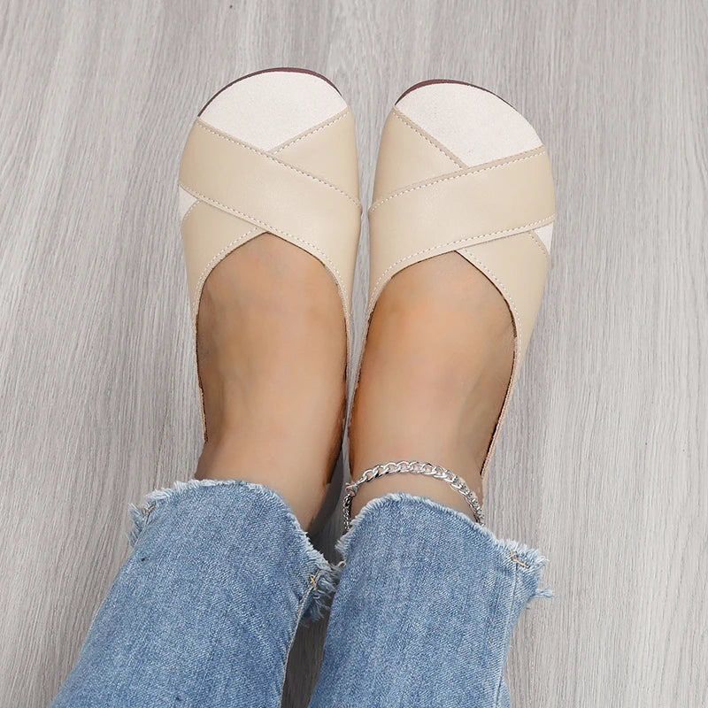 YZZJALK Women's Loafers - Casual Slip-On Flats with Splicing Design