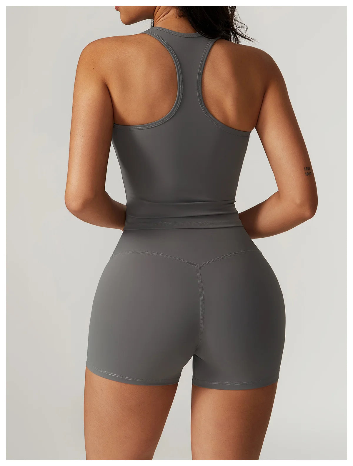 SWELTERING Women's Fitness Gear – Performance Redefined