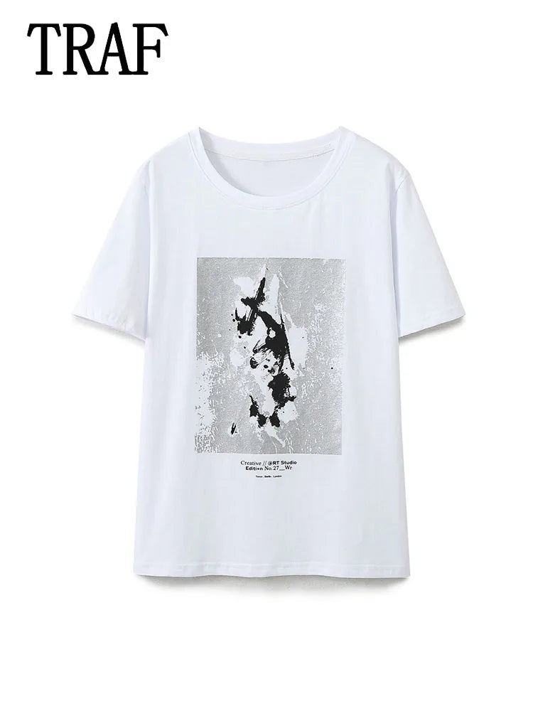 A sexy and stylish solid color tee for women made with high-stretch polyester spandex blend