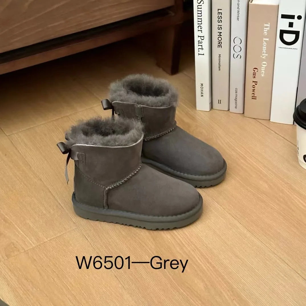 Derbies Women's Winter Fur-Lined Home Cotton Shoes - Waterproof Platform, Sheepskin Insole, Solid Color, Comfortable & Cozy