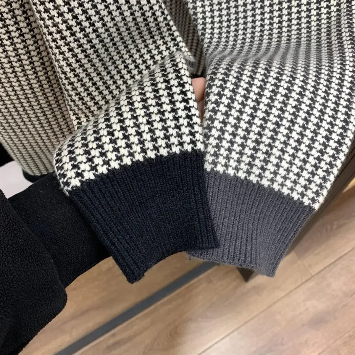 Shangkaka Men’s Autumn & Winter Patchwork Knit Sweater - Thick, Comfortable Pullover