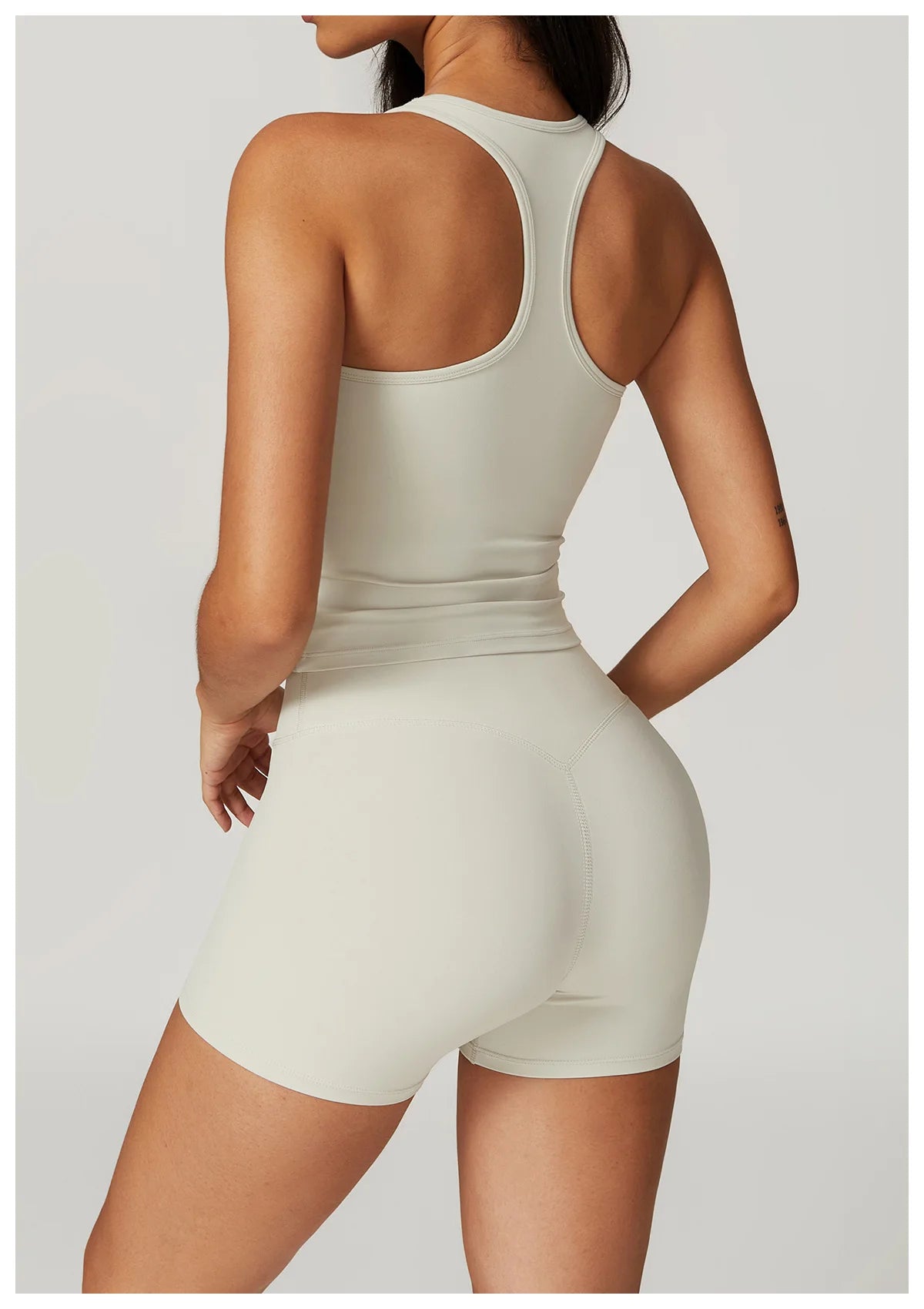 SWELTERING Women's Fitness Gear – Performance Redefined
