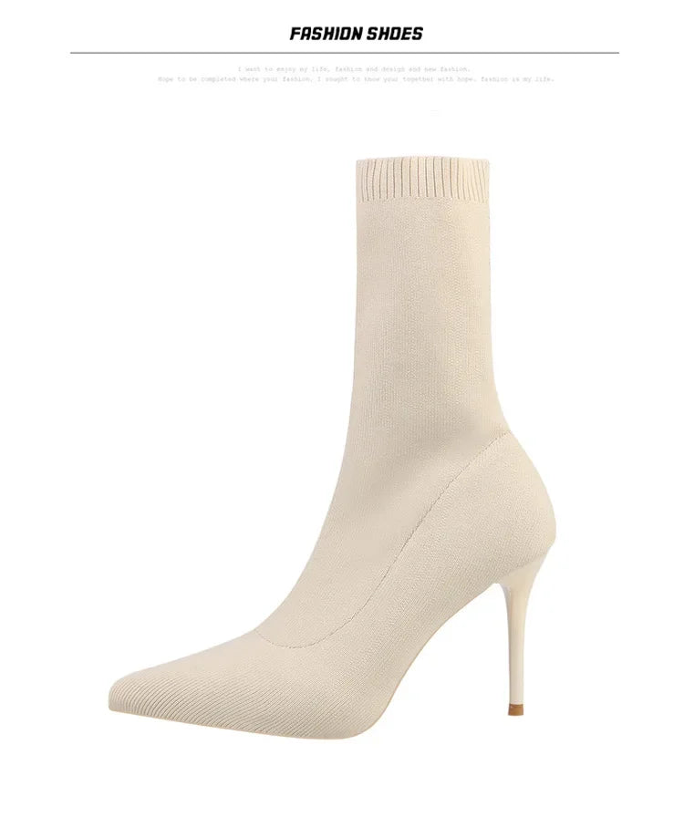YBQJOO Women's Chelsea Boots – Pointed Toe, Ultra-High Heel, Sexy and Stylish Winter Footwear
