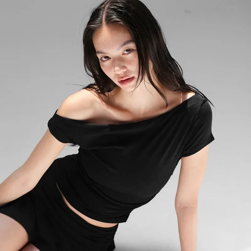 Vamos Todos Y2K Asymmetrical Skew Collar Slim Fit Tee for Women – Streetwear Summer Top