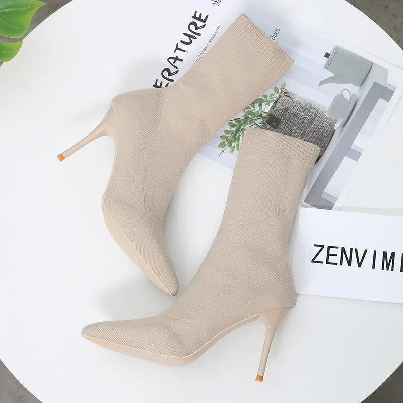 YBQJOO Women's Chelsea Boots – Pointed Toe, Ultra-High Heel, Sexy and Stylish Winter Footwear