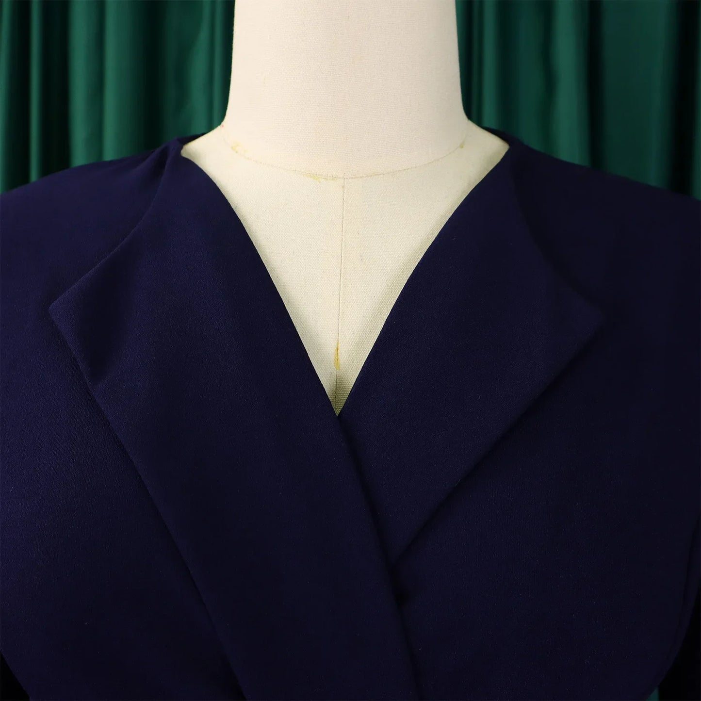 Chamliforve African Kanga Clothing for Women - Traditional & Stylish Apparel in Various Colours and Sizes