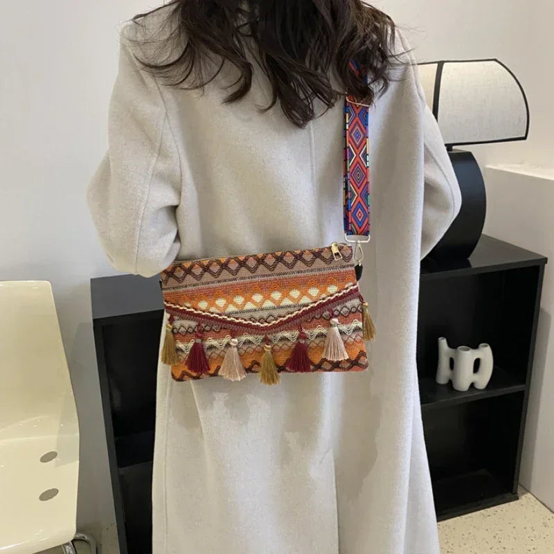 Dawndesslo Soft Pillow Shape Shoulder & Crossbody Bag for Women – Versatile Knitting Design