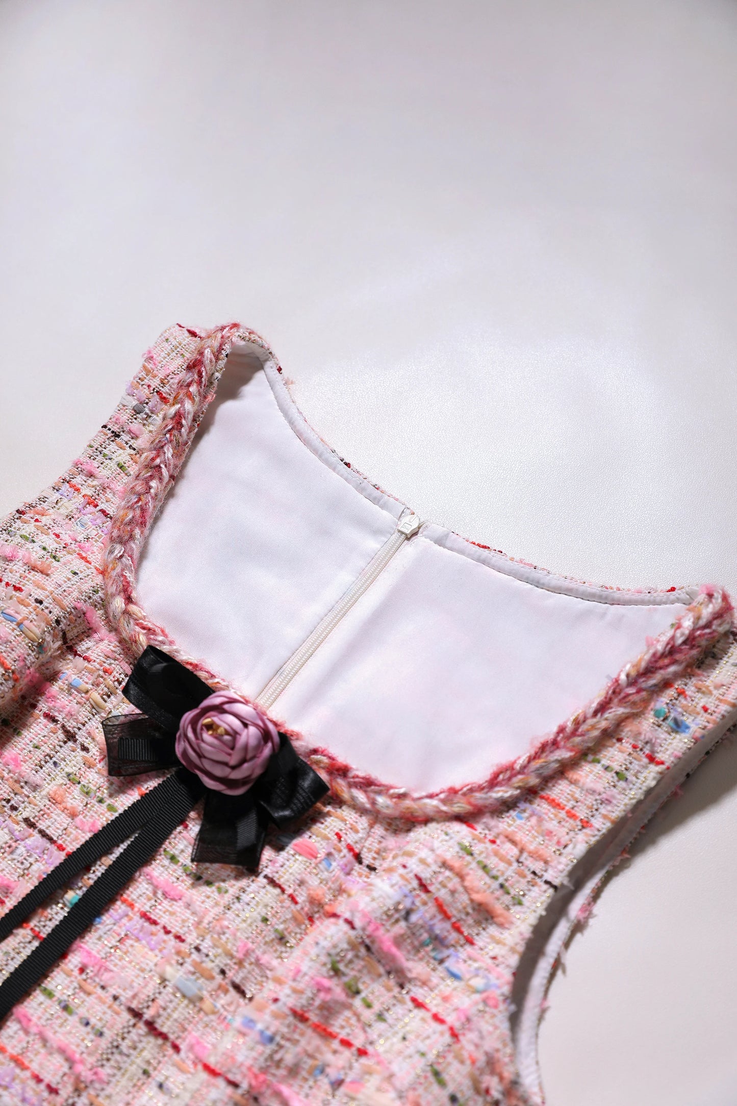 Dabuwawa Women's England Style Plaid A-Line Dress with Tassel, Button, and Patchwork Details – Autumn/Winter Collection