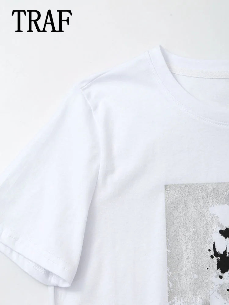 A sexy and stylish solid color tee for women made with high-stretch polyester spandex blend