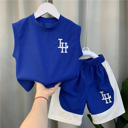 Unisex Kids’ Summer Outfit Set – Sleeveless Letter Print Pullover Top & Shorts (Ages 4–6)