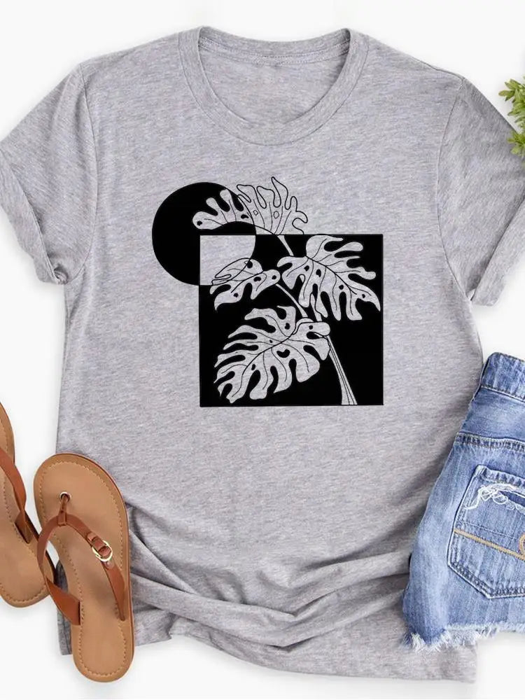 NoEnName_Null Casual Cartoon Print T-Shirt for Middle-Aged Women - Comfortable & Stylish for Summer