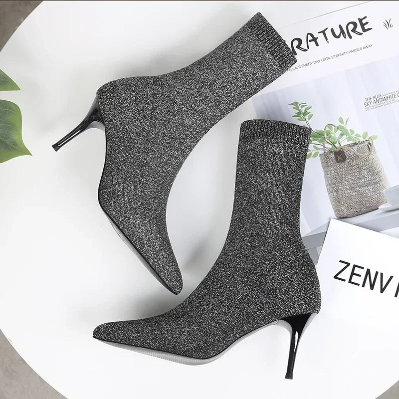 YBQJOO Women's Chelsea Boots – Pointed Toe, Ultra-High Heel, Sexy and Stylish Winter Footwear
