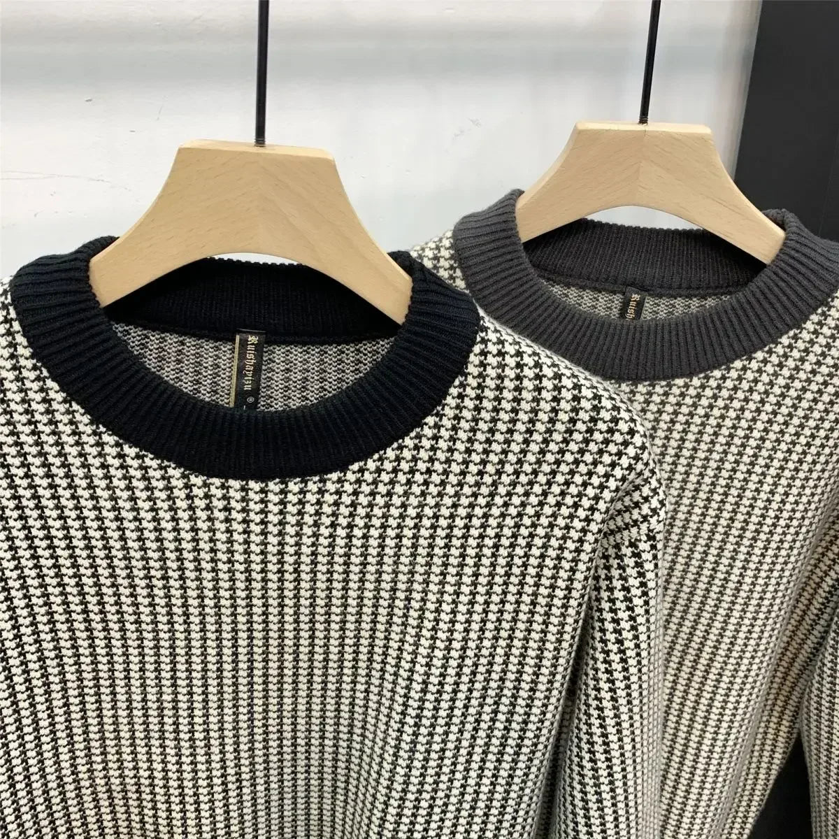 Shangkaka Men’s Autumn & Winter Patchwork Knit Sweater - Thick, Comfortable Pullover