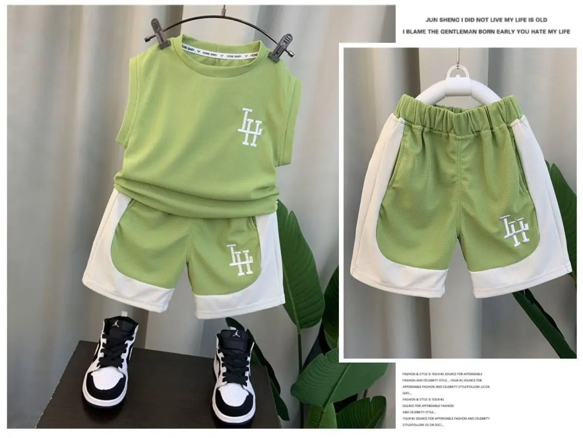 Unisex Kids’ Summer Outfit Set – Sleeveless Letter Print Pullover Top & Shorts (Ages 4–6)