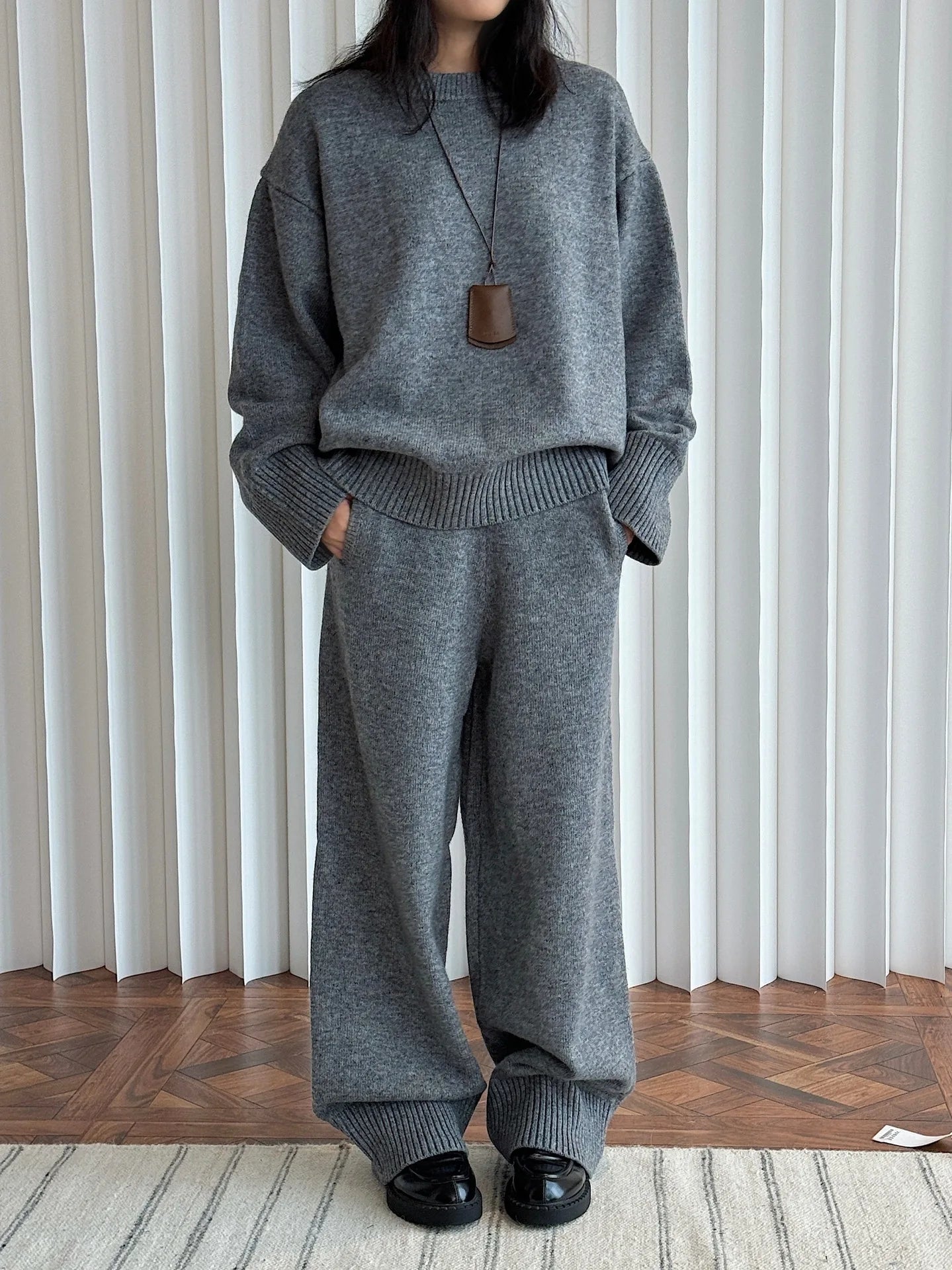 NoEnName_Null Women's Winter Splice Plush Scarf – Stylish & Cozy Casual Accessory