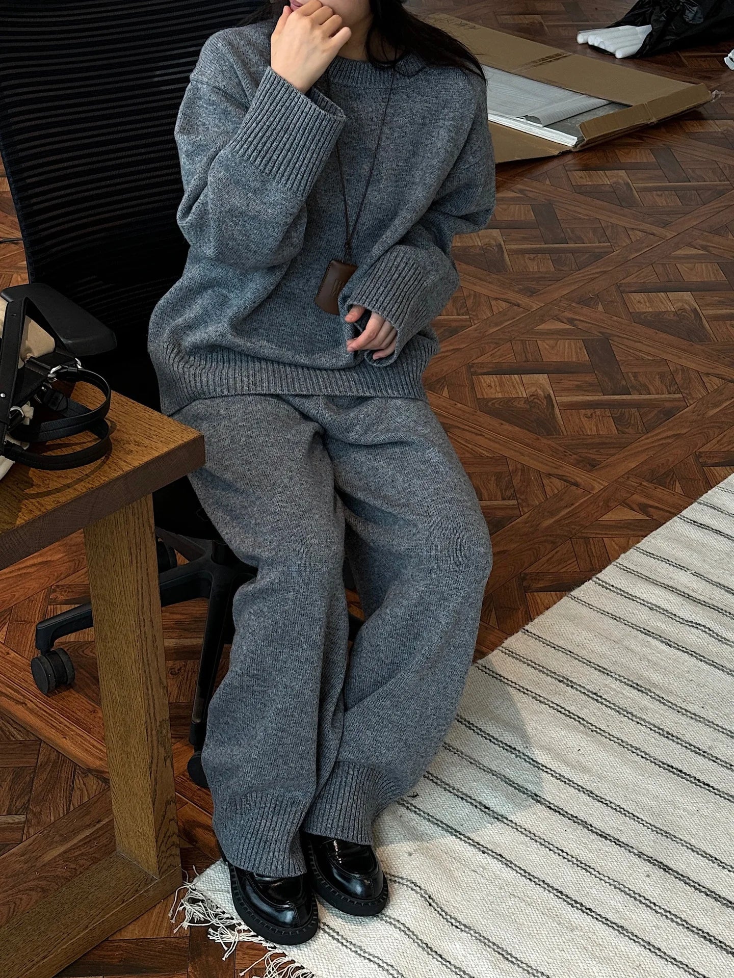 NoEnName_Null Women's Winter Splice Plush Scarf – Stylish & Cozy Casual Accessory