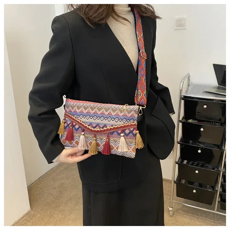 Dawndesslo Soft Pillow Shape Shoulder & Crossbody Bag for Women – Versatile Knitting Design