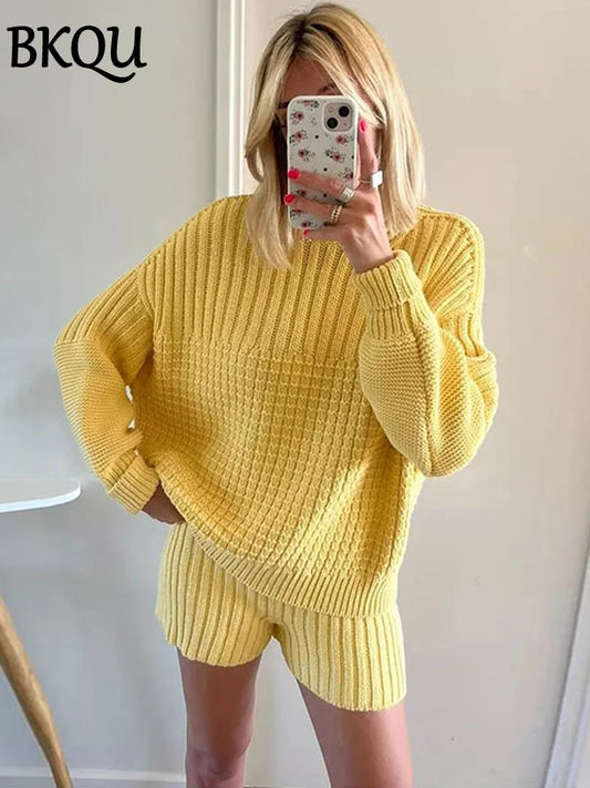 BKQU Junior Women’s Streetwear Pullover & Elastic Waist Shorts Set – Autumn/Winter Collection