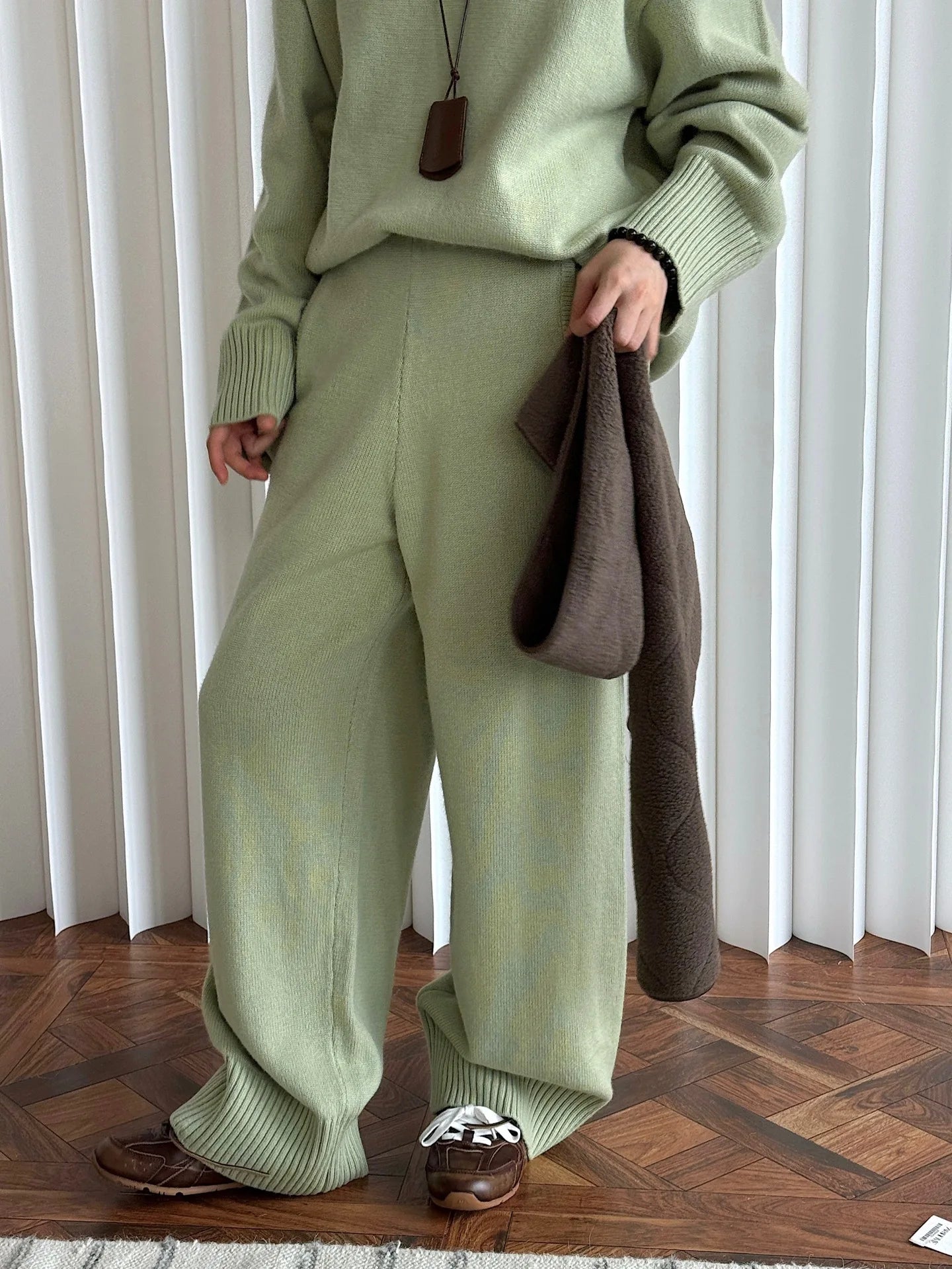 NoEnName_Null Women's Winter Splice Plush Scarf – Stylish &amp; Cozy Casual Accessory