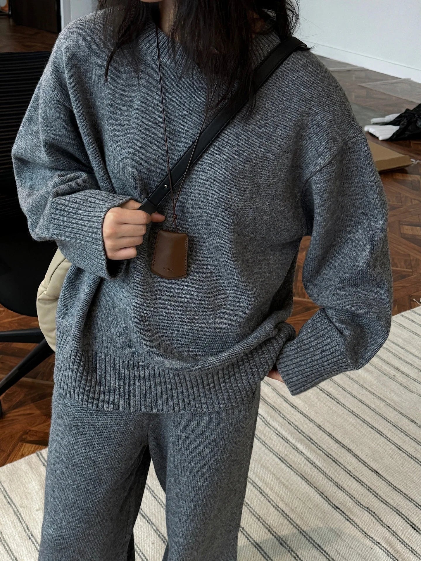 NoEnName_Null Women's Winter Splice Plush Scarf – Stylish &amp; Cozy Casual Accessory